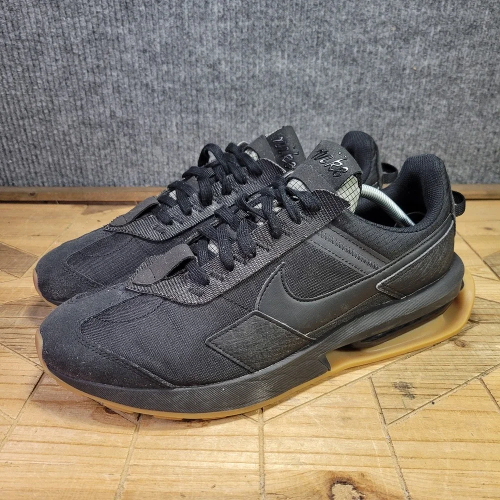 Nikeโ Air Max Flyknit Racer Mens Size 12 Black Gum Sole DZ4397-001 - Picture 2 of 14